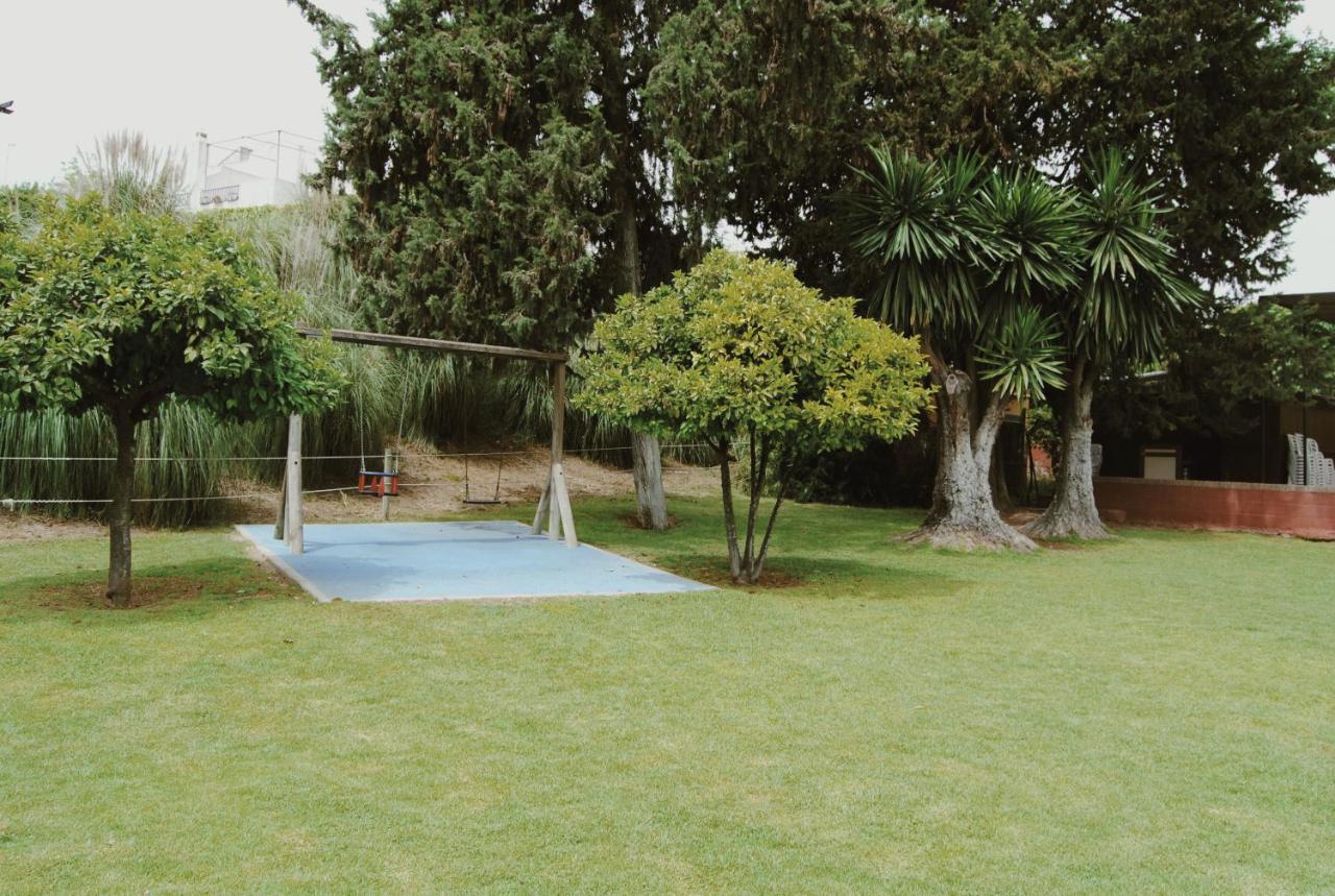 Mholidays Tomares Exterior photo